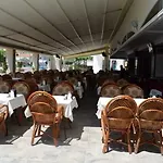 Mitos Apartment & Hotel