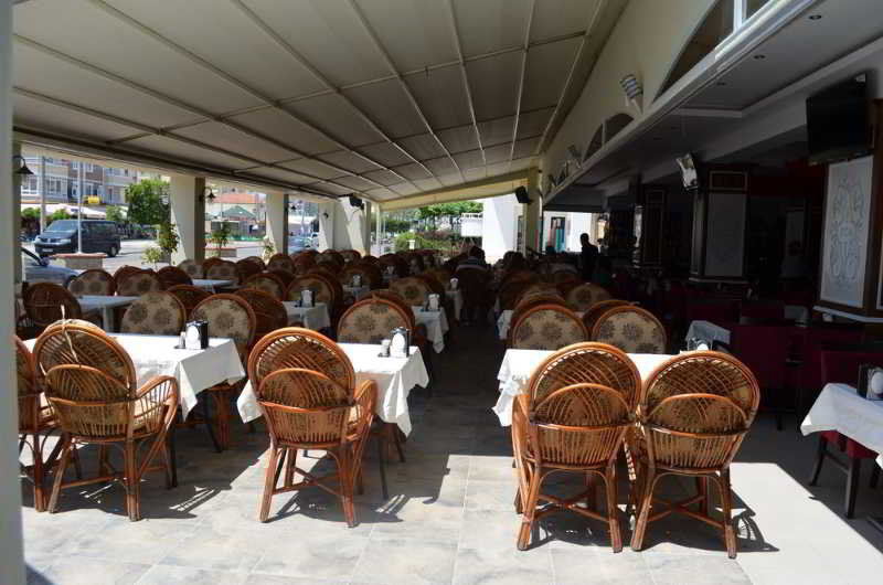 Mitos & Hotel